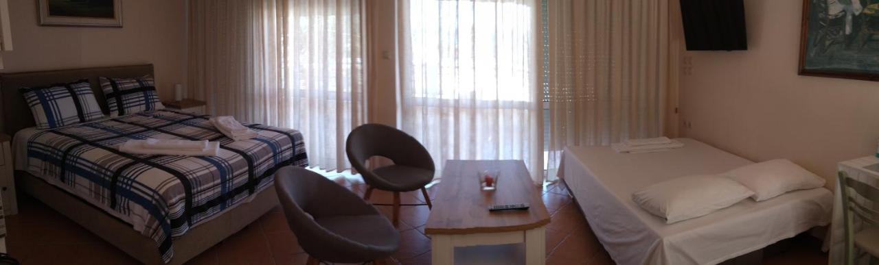 View Apartment Katakolo Bagian luar foto